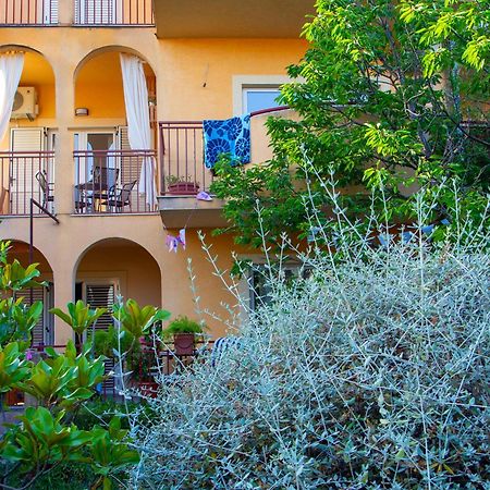 Seaside Gateway Apartment Kaštela 外观 照片